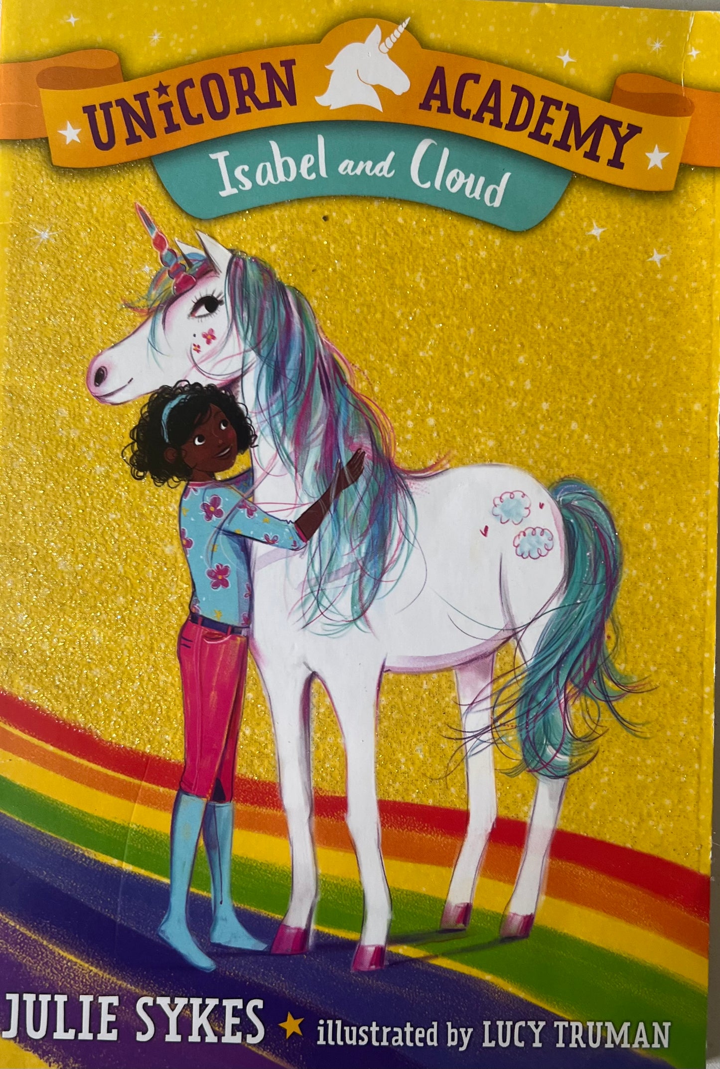 USED: Unicorn Academy #4: Isabel and Cloud